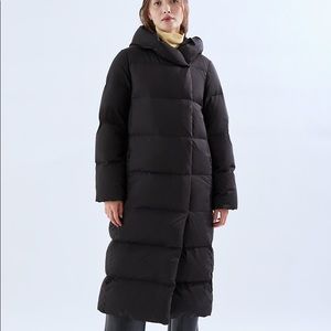 Sold Out Everywhere Aritzia Babaton Duffet Puffer